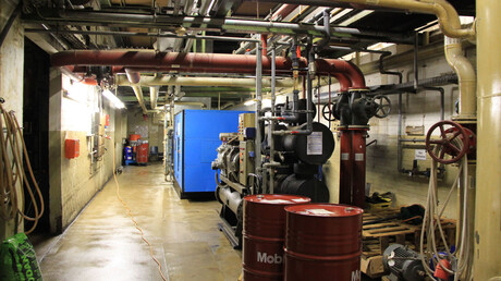 Compressor antigo no sistema de ar da ZF Friedrichshafen