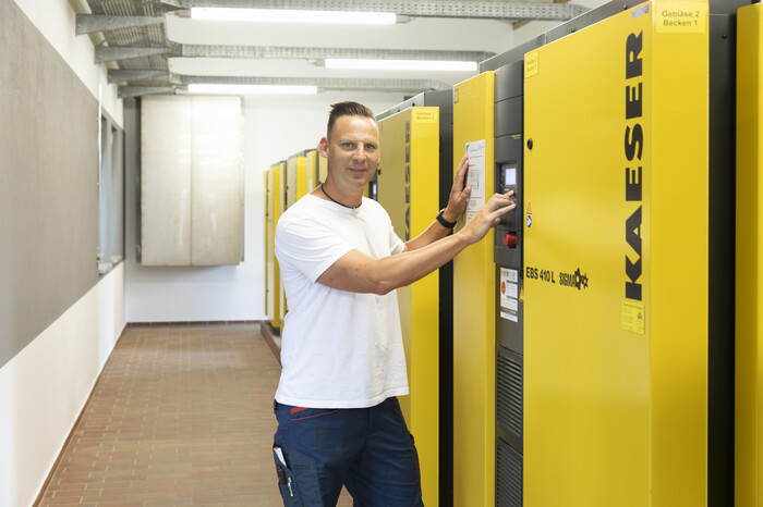 Seis sopradores de parafuso EBS da KAESER COMPRESSORES.