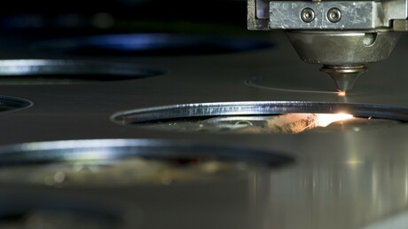 ar comprimido para fabricação de metal